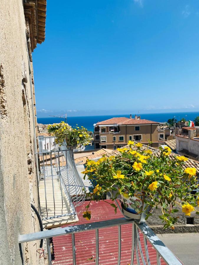 Fior Dei Carmeliti Rooms And Parking Tropea Dış mekan fotoğraf